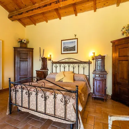 Holiday Home In Cagli With Pool & Sauna, Cleaning Included Prázdninový dům