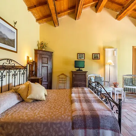 Vakantiehuis Holiday Home In Cagli With Pool & Sauna, Cleaning Included Cagli